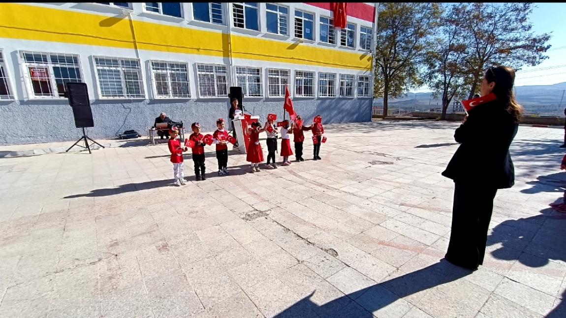 29 EKİM CUMHURİYET BAYRAMINI COŞKUYLA KUTLANDIK.